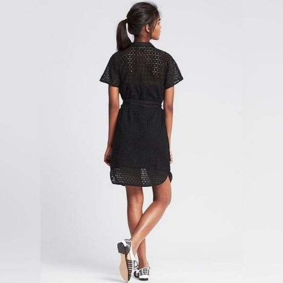 Banana Republic Lace Shirtdress with Belt in Black Size 12 - Picture 3 of 14